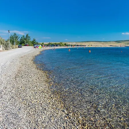1 Bedroom Awesome In Appartamento Seline